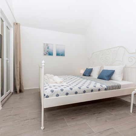 Vista Mare Apartment - 3 Bedroom, Sea View Makarska Buitenkant foto