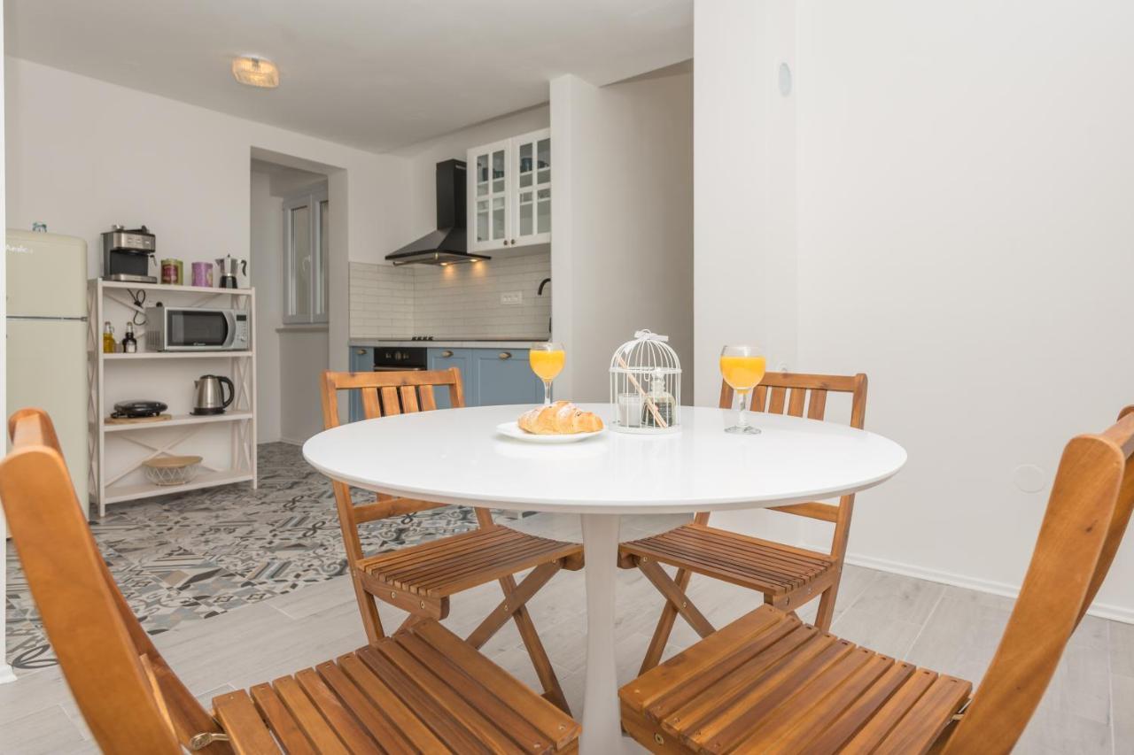 Vista Mare Apartment - 3 Bedroom, Sea View Makarska Buitenkant foto